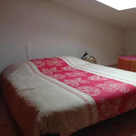 Apartamento Chinchon LʼIsle-sur-la-Sorgue Exterior foto
