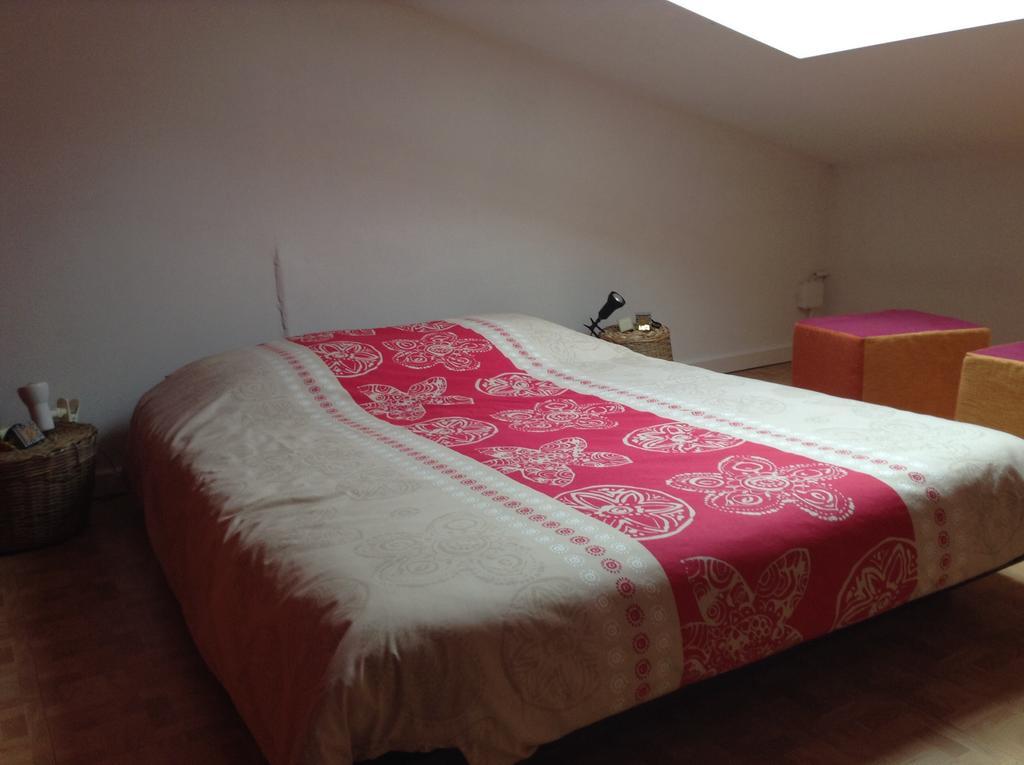 Apartamento Chinchon LʼIsle-sur-la-Sorgue Exterior foto
